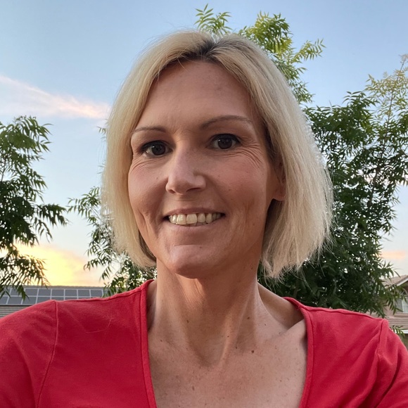 Meet your Posher, Carlie - Picture 1 of 1